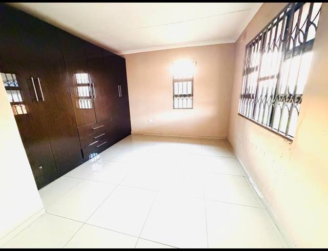 3 BEDROOM HOUSE FOR SALE IN AVOCA HILLS